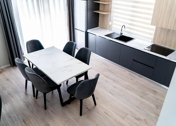 Signature 9 * Tirana