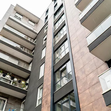 Apartamento Signature 9 *